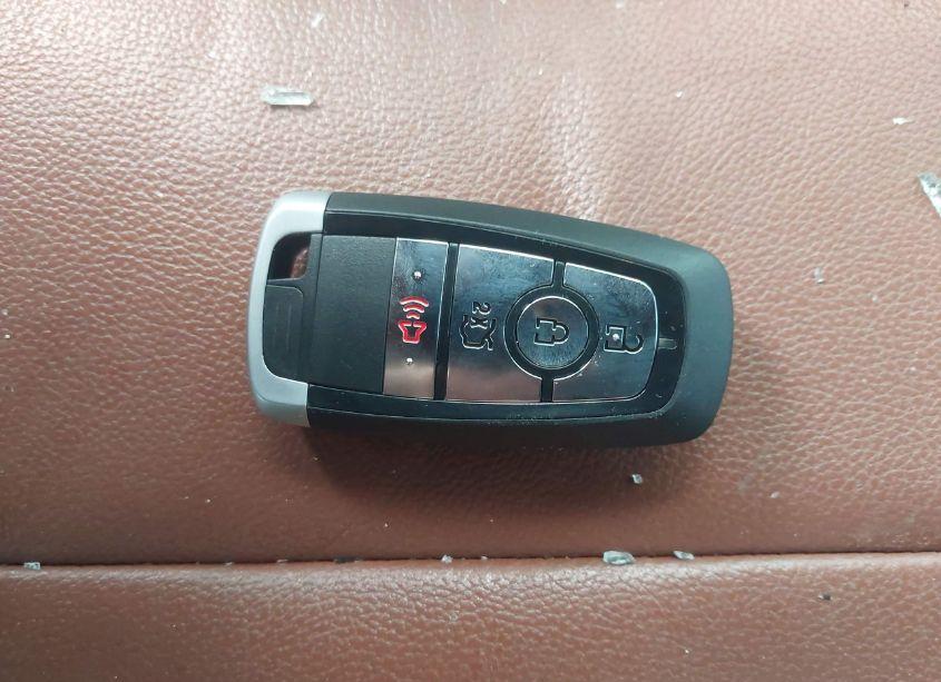 Photo 11 of 2019 Ford Explorer XLT (VIN 1FM5K7D84KGA92969)