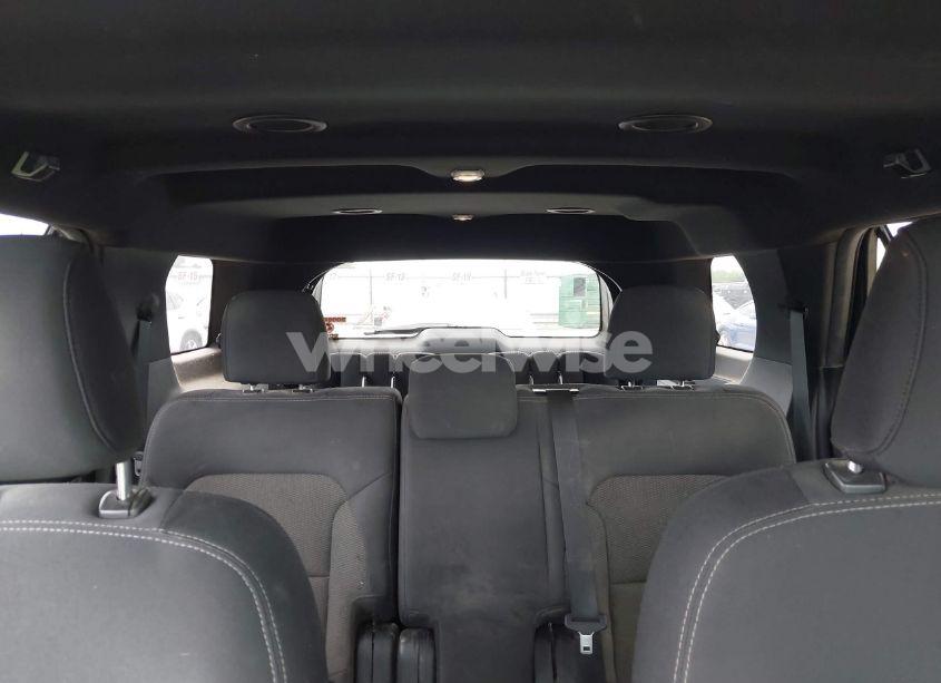 Photo 8 of 2019 Ford Explorer XLT (VIN 1FM5K7D84KGB07468)