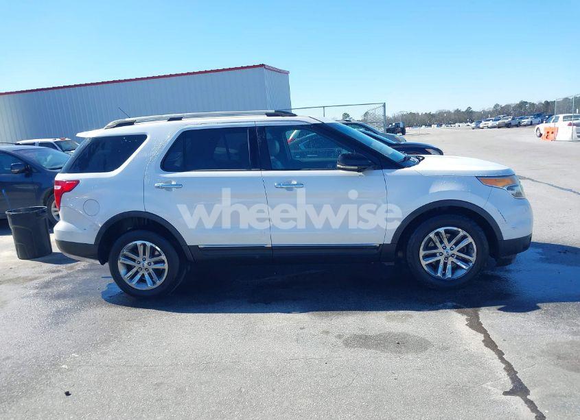 Photo 13 of 2013 Ford Explorer XLT (VIN 1FM5K7D85DGA57649)