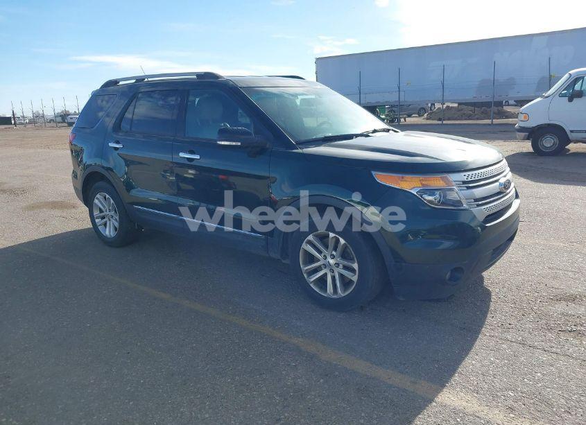 2013 Ford Explorer XLT (VIN 1FM5K7D85DGB31748) main photo