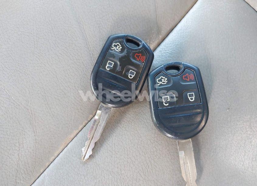 Photo 11 of 2013 Ford Explorer XLT (VIN 1FM5K7D85DGB31748)