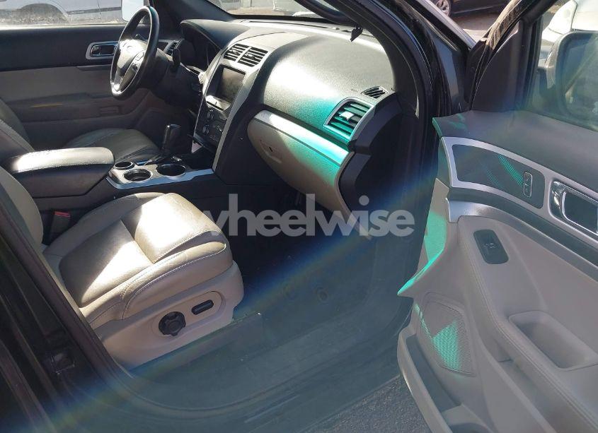 Photo 5 of 2013 Ford Explorer XLT (VIN 1FM5K7D85DGB31748)