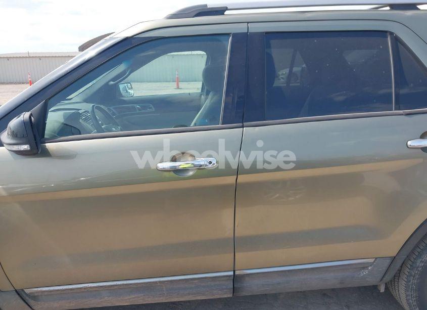 Photo 14 of 2013 Ford Explorer XLT (VIN 1FM5K7D85DGB69741)