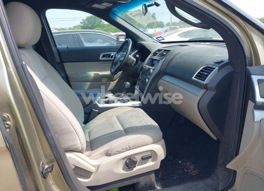 Photo 5 of 2013 Ford Explorer XLT (VIN 1FM5K7D85DGB69741)