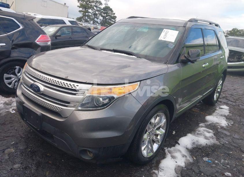 Photo 2 of 2013 Ford Explorer XLT (VIN 1FM5K7D85DGB81601)