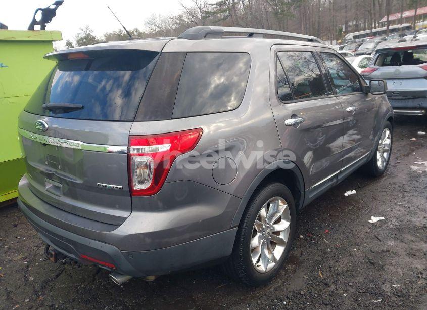Photo 4 of 2013 Ford Explorer XLT (VIN 1FM5K7D85DGB81601)