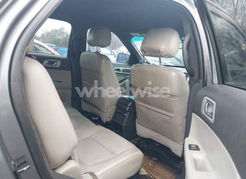 Photo 8 of 2013 Ford Explorer XLT (VIN 1FM5K7D85DGB81601)