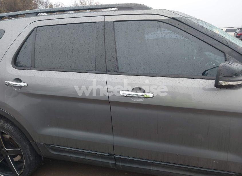 Photo 13 of 2013 Ford Explorer XLT (VIN 1FM5K7D85DGC02429)