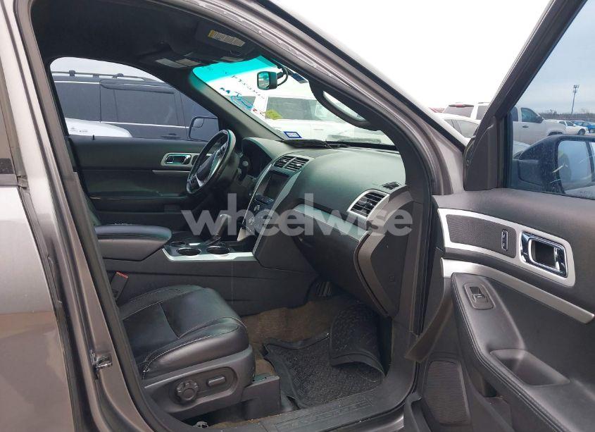 Photo 5 of 2013 Ford Explorer XLT (VIN 1FM5K7D85DGC02429)