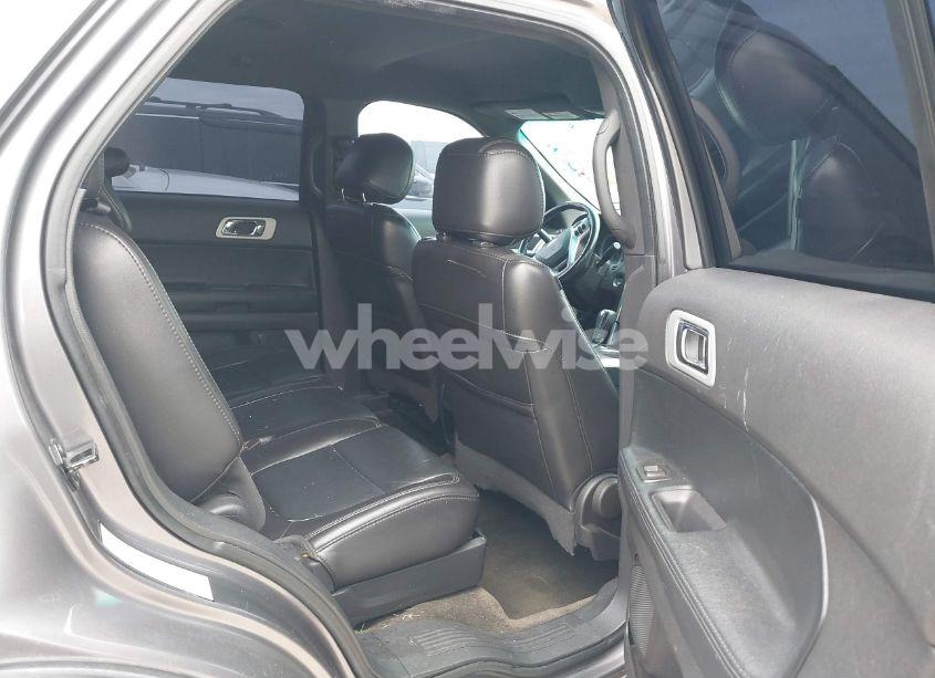 Photo 8 of 2013 Ford Explorer XLT (VIN 1FM5K7D85DGC02429)