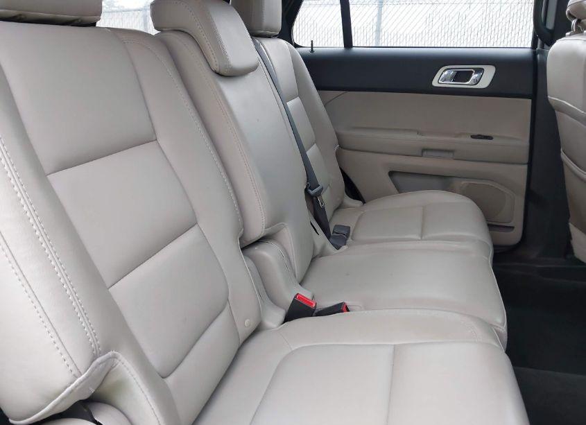 Photo 8 of 2013 Ford Explorer XLT (VIN 1FM5K7D85DGC77633)