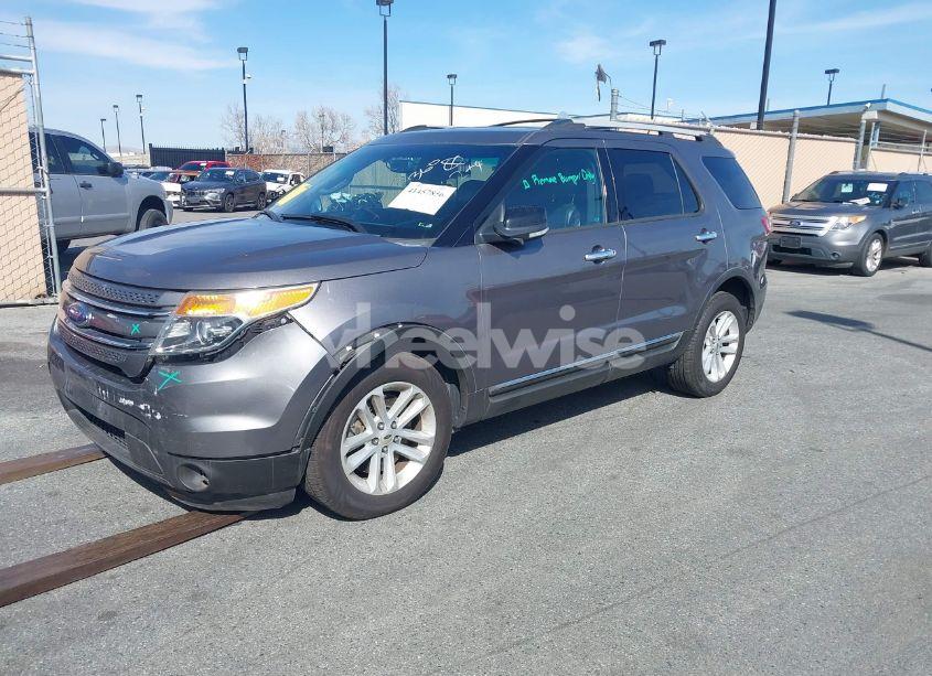 Photo 2 of 2013 Ford Explorer XLT (VIN 1FM5K7D85DGC91063)