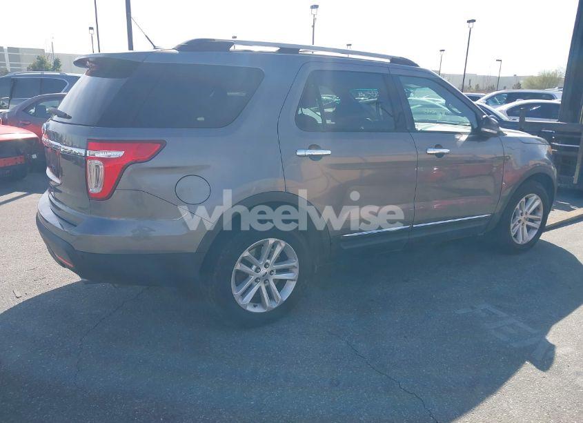 Photo 4 of 2013 Ford Explorer XLT (VIN 1FM5K7D85DGC91063)