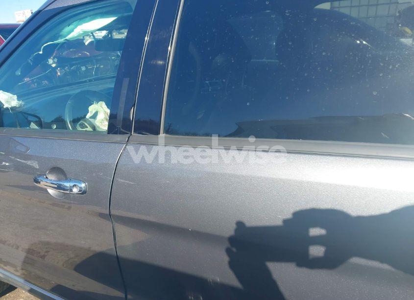 Photo 10 of 2014 Ford Explorer XLT (VIN 1FM5K7D85EGA63744)