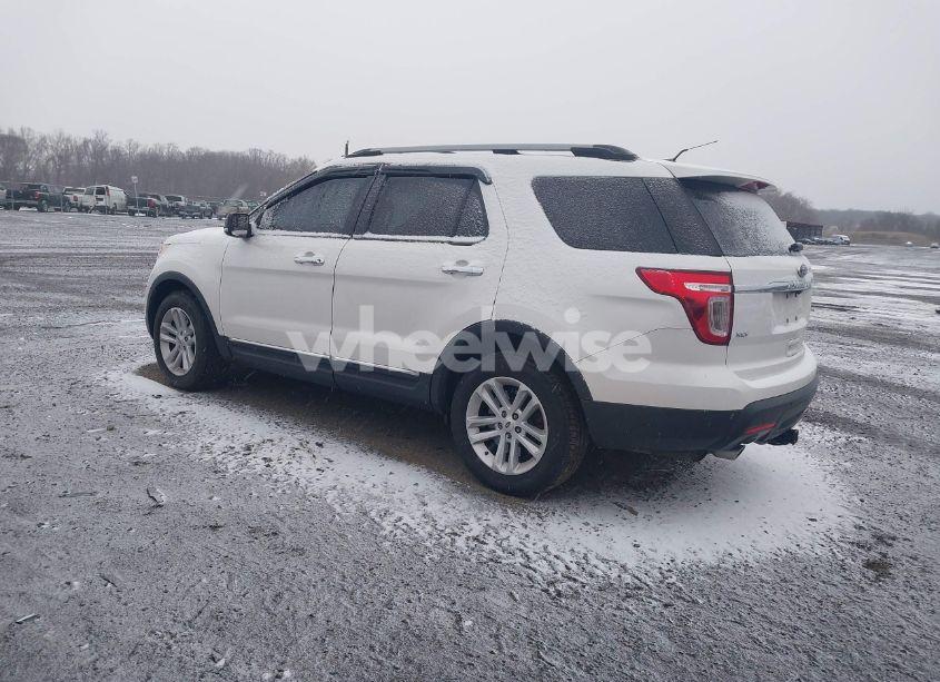 Photo 3 of 2014 Ford Explorer XLT (VIN 1FM5K7D85EGB32187)
