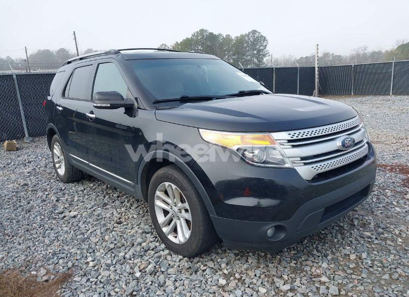 2014 Ford Explorer XLT (VIN 1FM5K7D85EGB77081) main photo