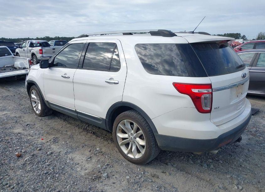 Photo 3 of 2014 Ford Explorer XLT (VIN 1FM5K7D85EGC22245)