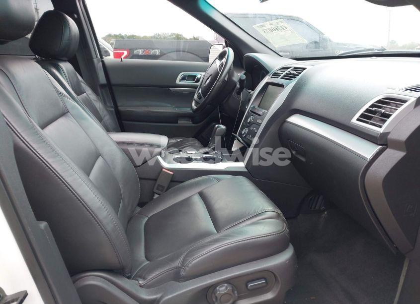 Photo 5 of 2014 Ford Explorer XLT (VIN 1FM5K7D85EGC55391)