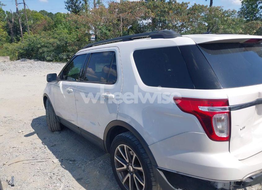 Photo 14 of 2015 Ford Explorer XLT (VIN 1FM5K7D85FGA50994)