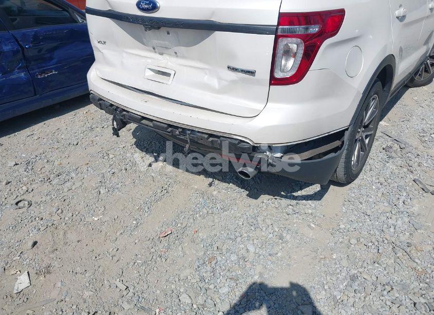 Photo 6 of 2015 Ford Explorer XLT (VIN 1FM5K7D85FGA50994)