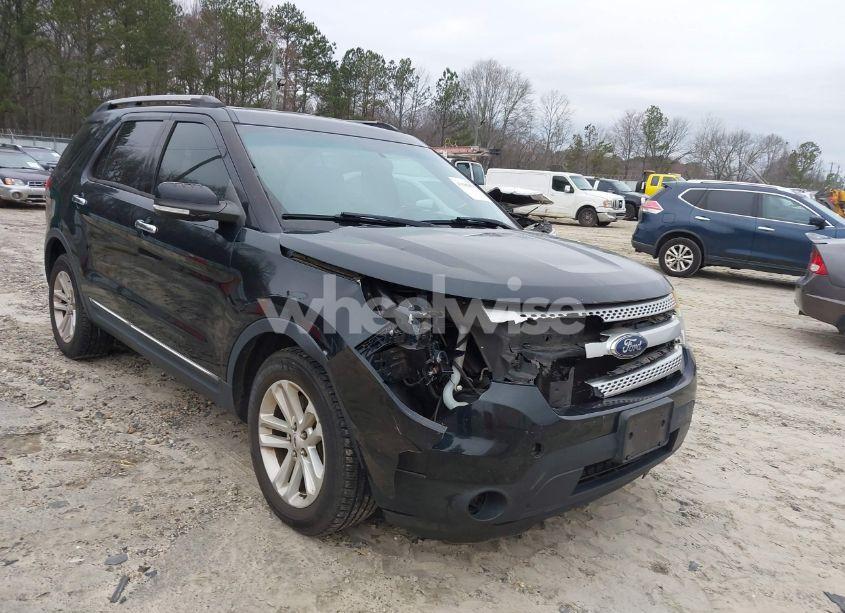 Photo 6 of 2015 Ford Explorer XLT (VIN 1FM5K7D85FGA61235)