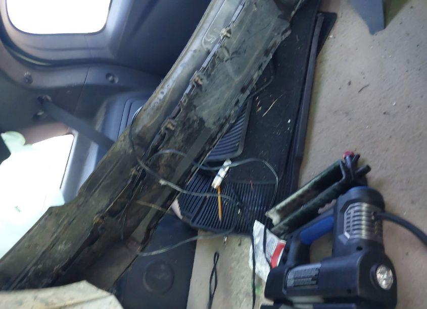 Photo 11 of 2016 Ford Explorer XLT (VIN 1FM5K7D85GGA03837)