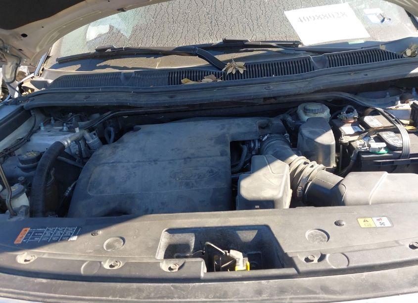 Photo 10 of 2016 Ford Explorer XLT (VIN 1FM5K7D85GGA34098)