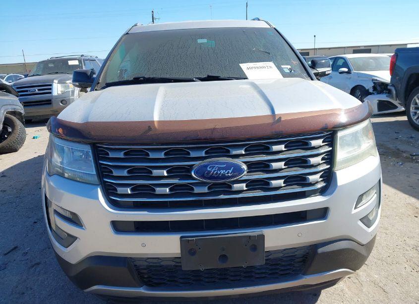 Photo 12 of 2016 Ford Explorer XLT (VIN 1FM5K7D85GGA34098)