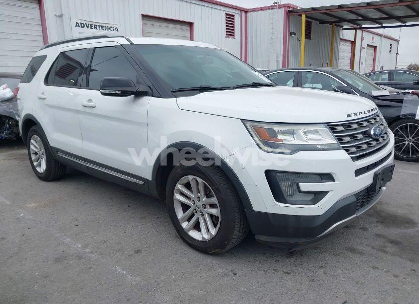 2016 Ford Explorer XLT (VIN 1FM5K7D85GGB06224) main photo