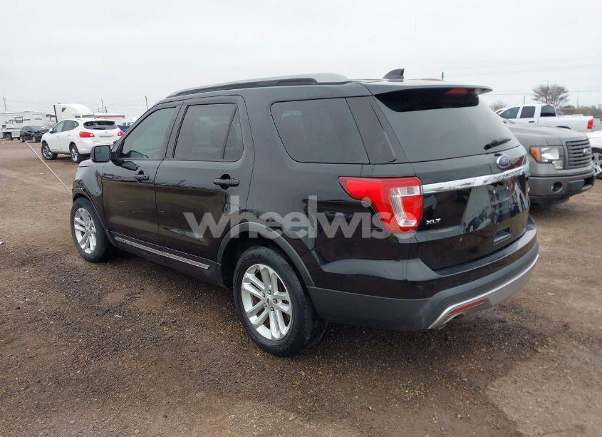 Photo 3 of 2016 Ford Explorer XLT (VIN 1FM5K7D85GGC85512)