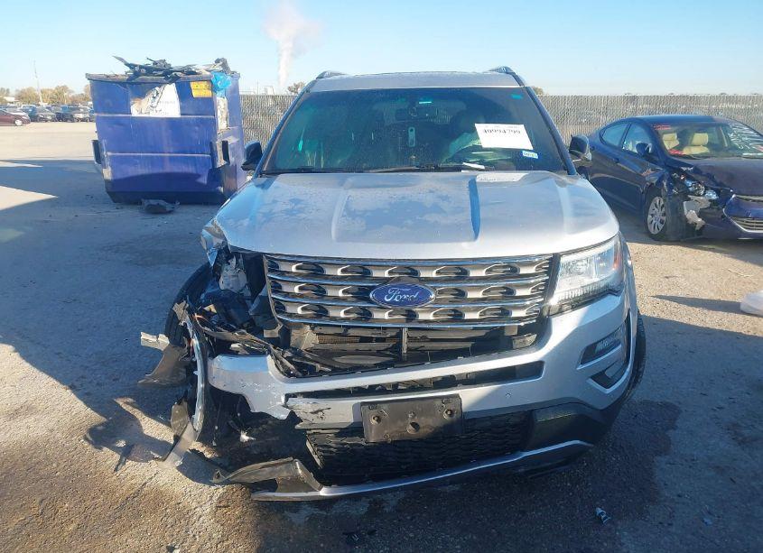 Photo 12 of 2016 Ford Explorer XLT (VIN 1FM5K7D85GGD12921)