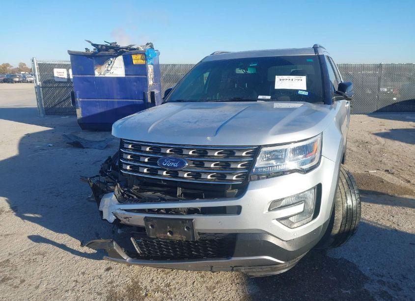 Photo 6 of 2016 Ford Explorer XLT (VIN 1FM5K7D85GGD12921)