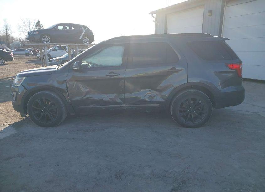 Photo 14 of 2017 Ford Explorer XLT (VIN 1FM5K7D85HGA21191)