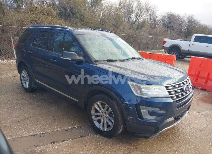 2017 Ford Explorer XLT (VIN 1FM5K7D85HGB29729) main photo