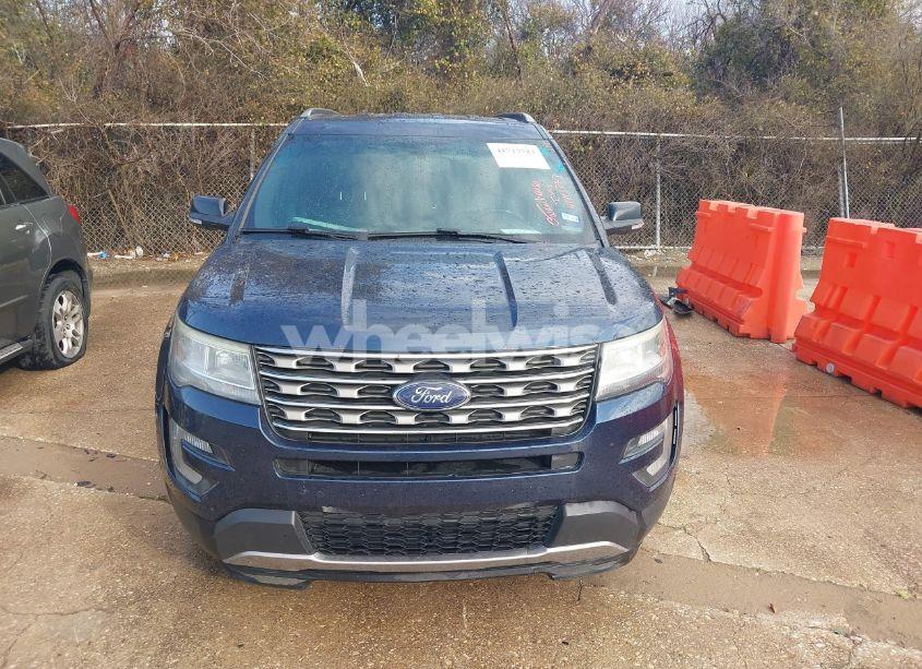 Photo 12 of 2017 Ford Explorer XLT (VIN 1FM5K7D85HGB29729)