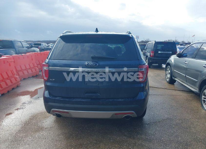 Photo 16 of 2017 Ford Explorer XLT (VIN 1FM5K7D85HGB29729)