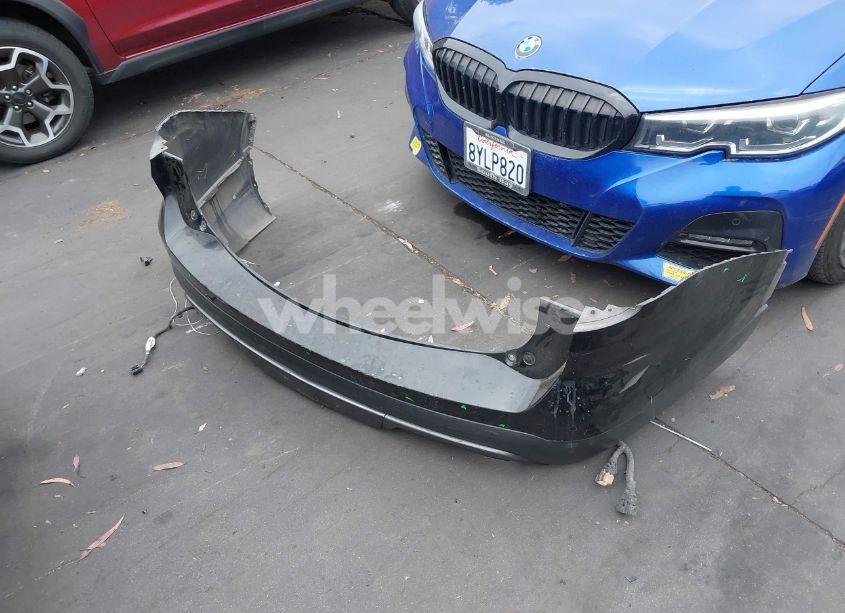 Photo 12 of 2017 Ford Explorer XLT (VIN 1FM5K7D85HGB32145)