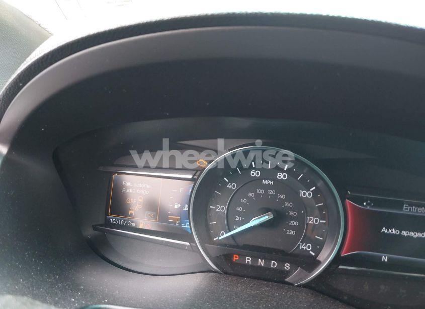 Photo 7 of 2017 Ford Explorer XLT (VIN 1FM5K7D85HGB32145)