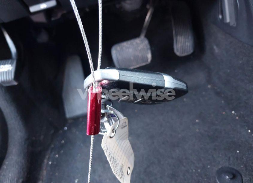 Photo 11 of 2017 Ford Explorer XLT (VIN 1FM5K7D85HGD02505)