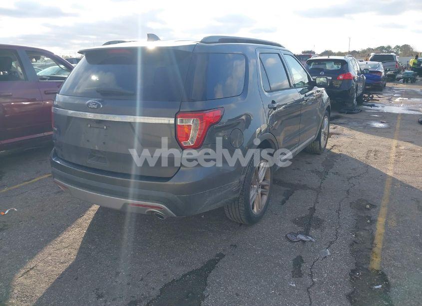 Photo 4 of 2017 Ford Explorer XLT (VIN 1FM5K7D85HGD02505)