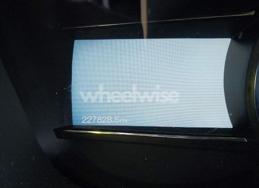 Photo 7 of 2018 Ford Explorer XLT (VIN 1FM5K7D85JGC22000)