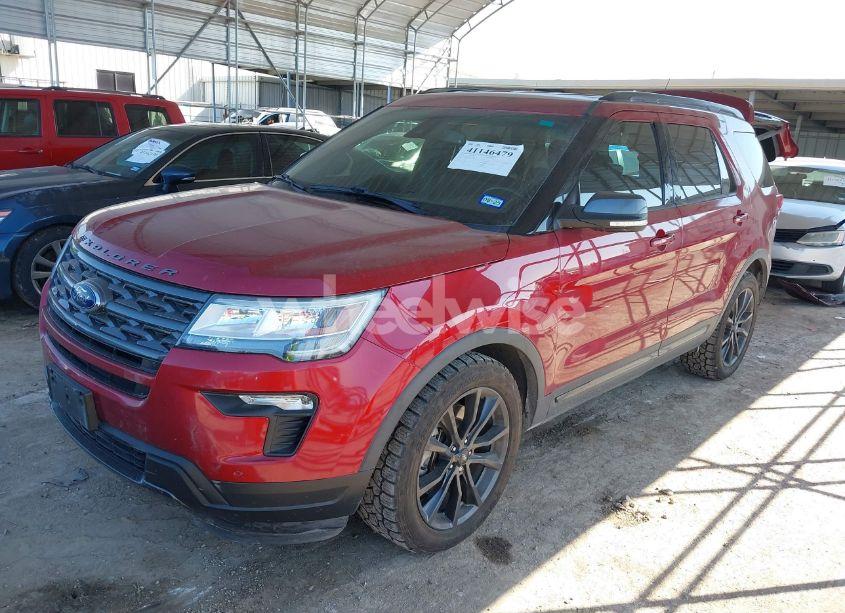 Photo 2 of 2019 Ford Explorer XLT (VIN 1FM5K7D85KGB34906)