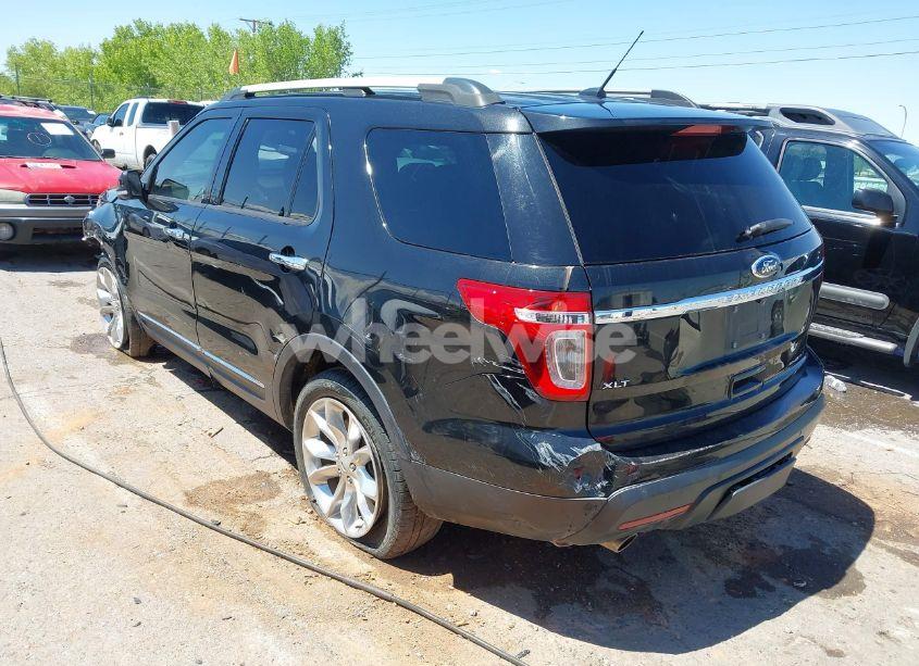 Photo 3 of 2013 Ford Explorer XLT (VIN 1FM5K7D86DGB40166)