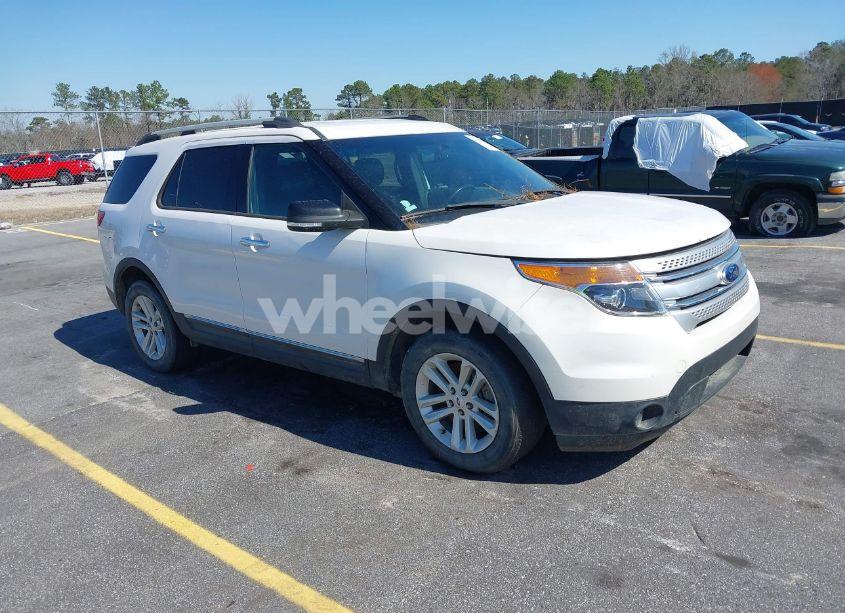 2013 Ford Explorer XLT (VIN 1FM5K7D86DGB68355) main photo