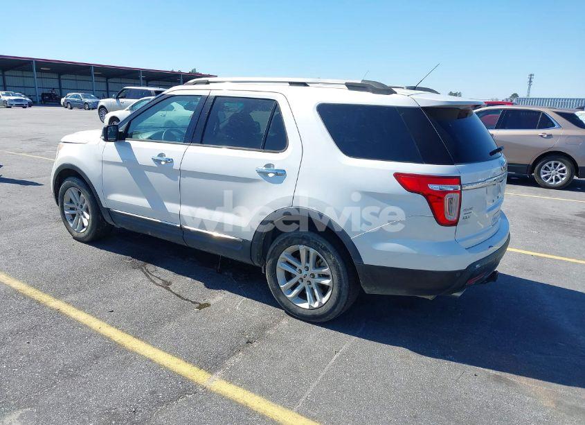 Photo 3 of 2013 Ford Explorer XLT (VIN 1FM5K7D86DGB68355)