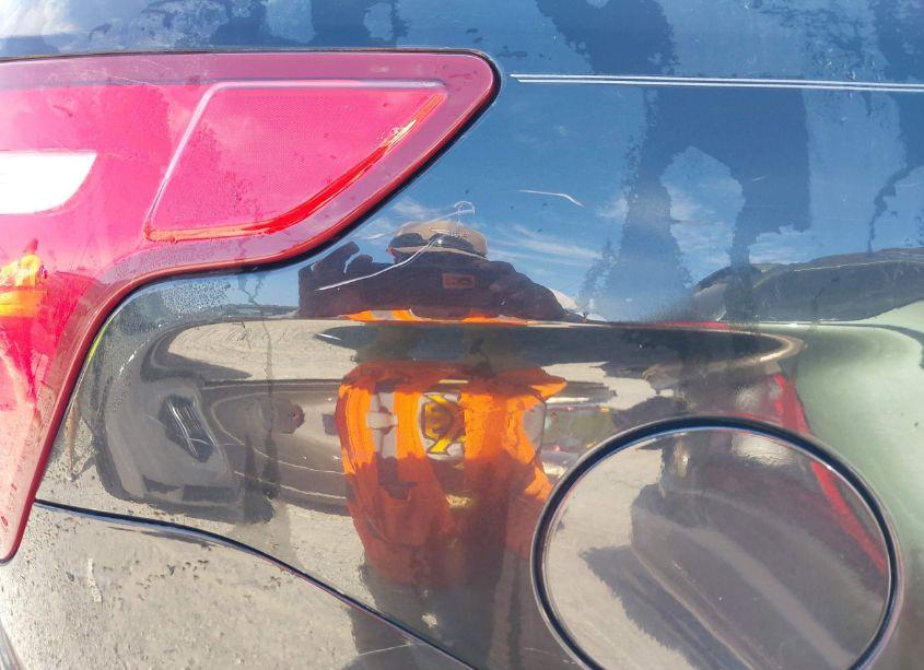 Photo 14 of 2013 Ford Explorer XLT (VIN 1FM5K7D86DGC33849)