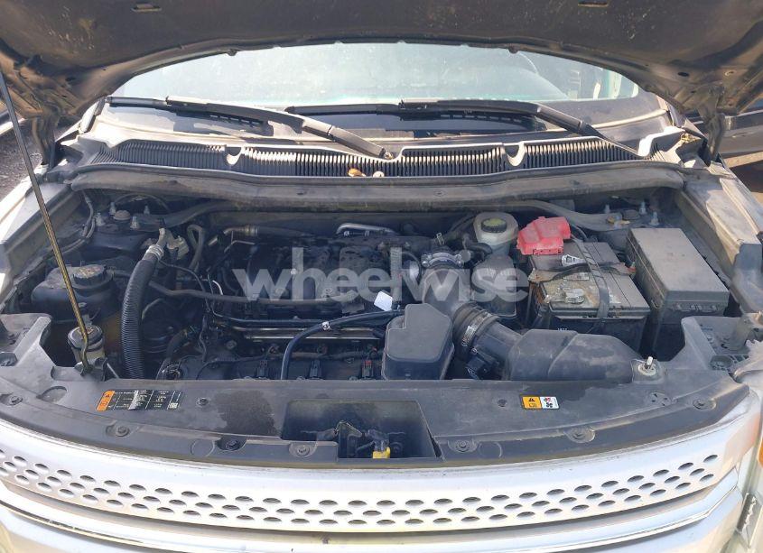 Photo 10 of 2014 Ford Explorer XLT (VIN 1FM5K7D86EGA27075)