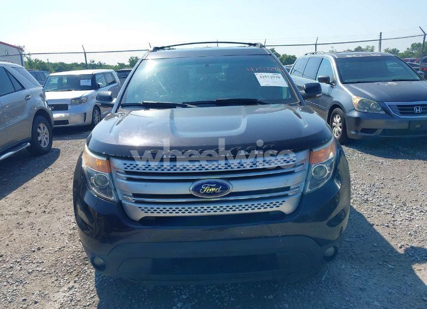 Photo 12 of 2014 Ford Explorer XLT (VIN 1FM5K7D86EGA27075)