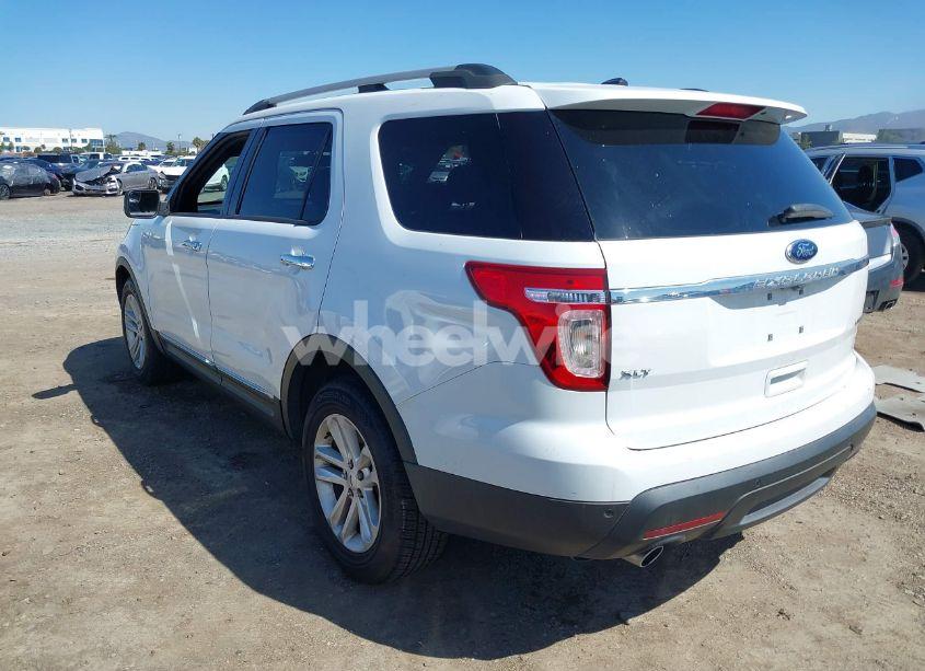 Photo 3 of 2014 Ford Explorer XLT (VIN 1FM5K7D86EGA64157)