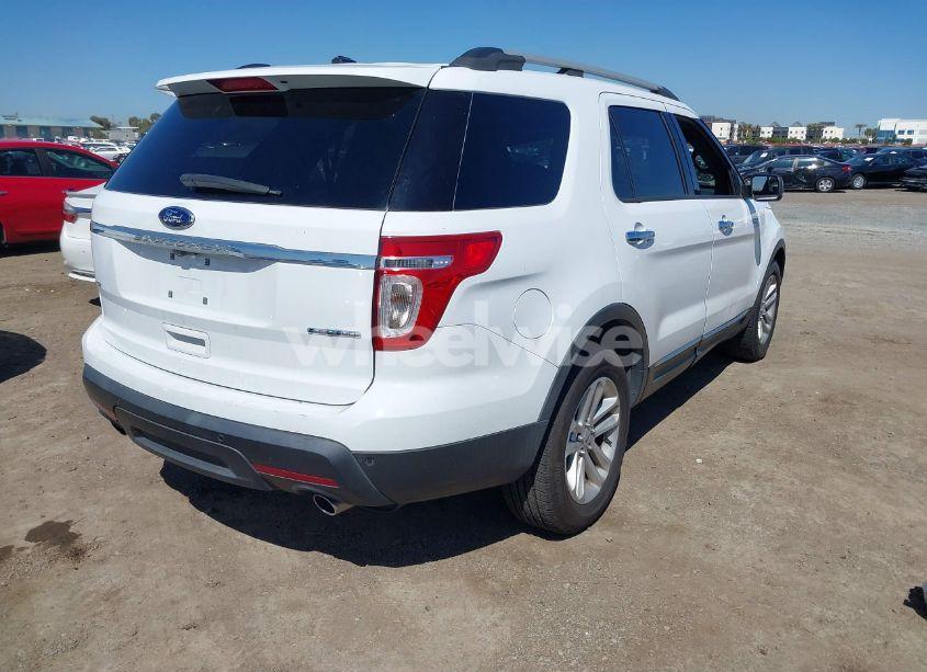Photo 4 of 2014 Ford Explorer XLT (VIN 1FM5K7D86EGA64157)